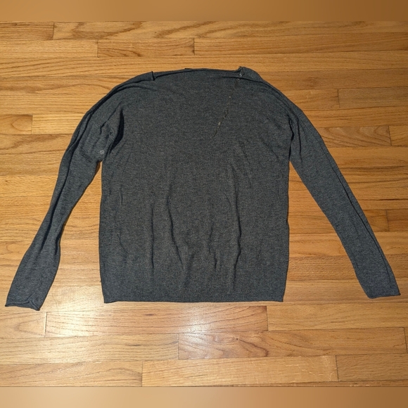 $4 Gray Oversized Mossimo Sweater Ribbed Hi Low Hem MEDIUM - Picture 6 of 8
